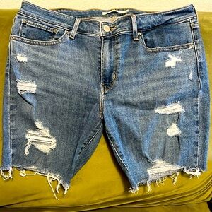 Levi’s shorts
